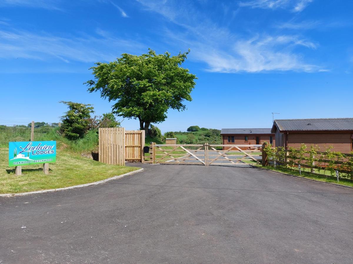 Luxury Family Beechwood Lodge With Hot Tub Lochwinnoch 외부 사진