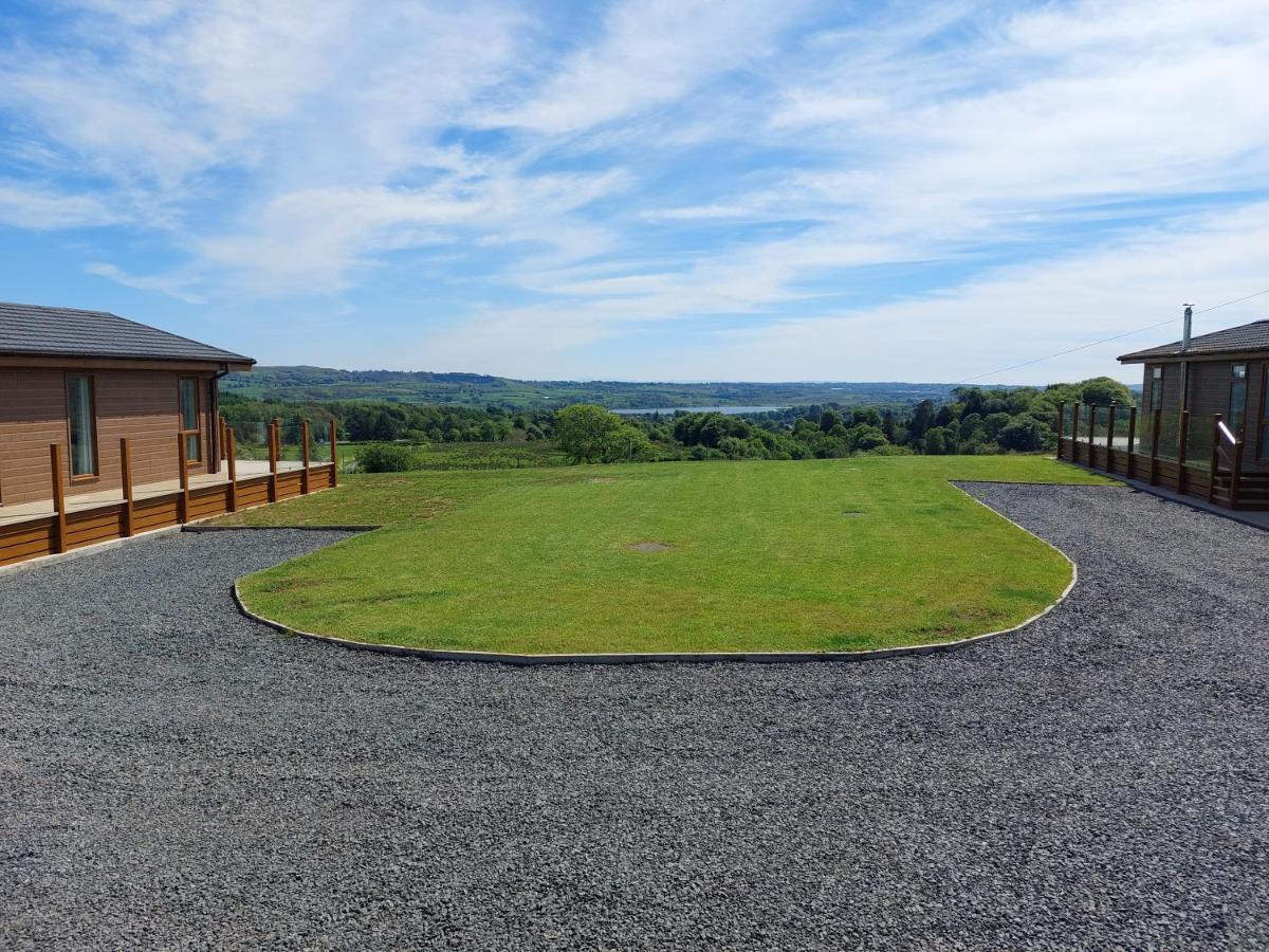Luxury Family Beechwood Lodge With Hot Tub Lochwinnoch 외부 사진